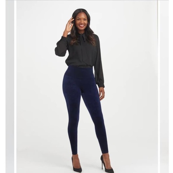 Spanx Velvet Leggings in‎ Navy- size small - Picture 1 of 9